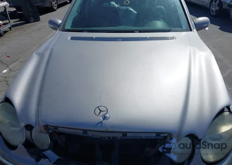 2006 Mercedes-Benz E 350 z USA, uszkodzony, nr VIN WDBUF56J26A760865